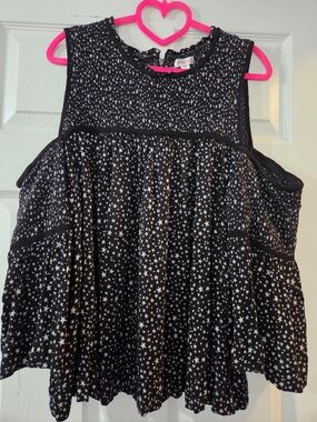 Xhilaration Black and White Star Smocked Cold-Shoulder Top Size XXL